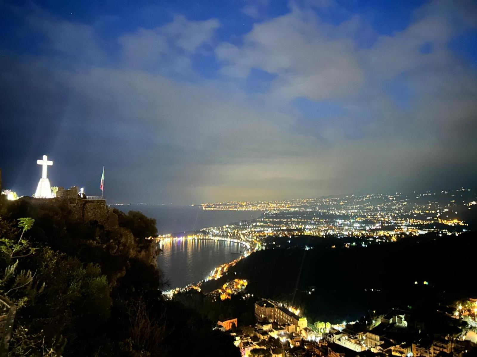 L'host In Apartamento Taormina